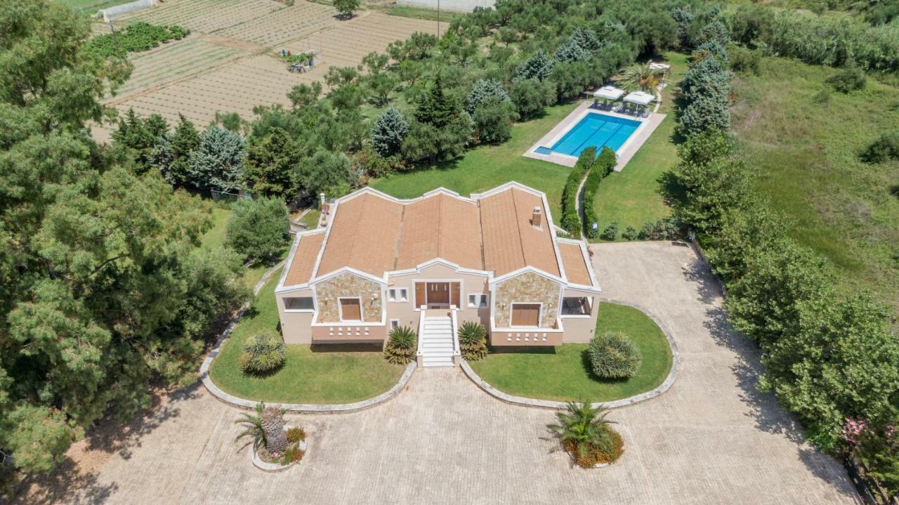 Leone Luxury Villas Kalamákion Esterno foto